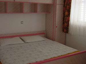 23934464-Ferienwohnung-8--300x225-4