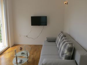 23934619-Ferienwohnung-4--300x225-1