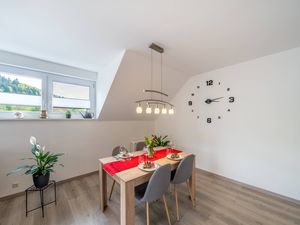 23105493-Ferienwohnung-4--300x225-5