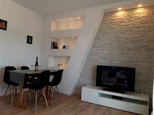 23932231-Ferienwohnung-5--300x225-5