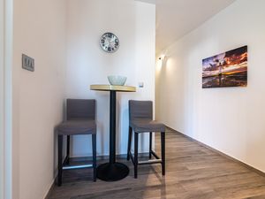 23934495-Ferienwohnung-2--300x225-4