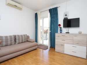 23934568-Ferienwohnung-4--300x225-2