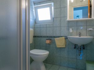 23934675-Ferienwohnung-4--300x225-5