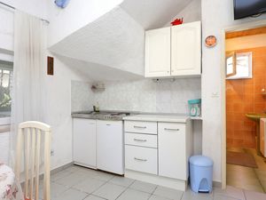 23934764-Ferienwohnung-3--300x225-4