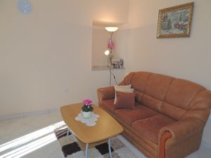 23934822-Ferienwohnung-4--300x225-1