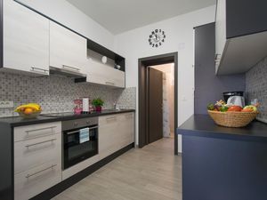 23934887-Ferienwohnung-5--300x225-3