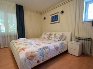 23934895-Ferienwohnung-4--300x225-4