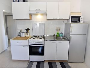 23934947-Ferienwohnung-4--300x225-5