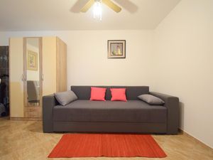 23934973-Ferienwohnung-4--300x225-1