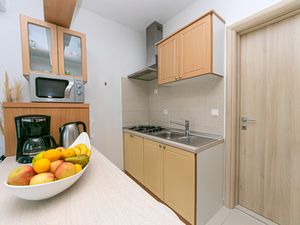 23934995-Ferienwohnung-2--300x225-4