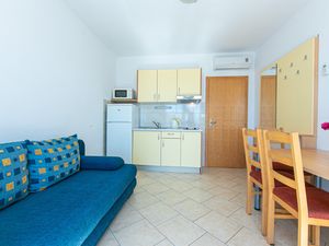 23935064-Ferienwohnung-5--300x225-1