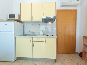 23935064-Ferienwohnung-5--300x225-5