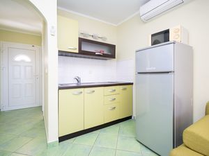 23935091-Ferienwohnung-4--300x225-3