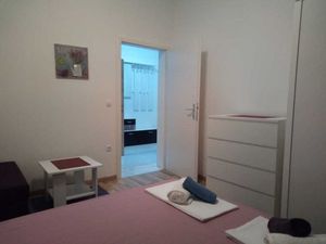 23935109-Ferienwohnung-4--300x225-4