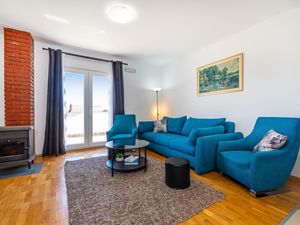 23935182-Ferienwohnung-7--300x225-1