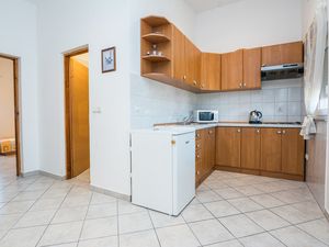 23935217-Ferienwohnung-4--300x225-3