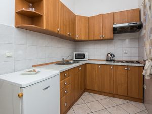 23935217-Ferienwohnung-4--300x225-4