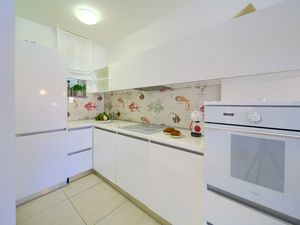 23935256-Ferienwohnung-4--300x225-5