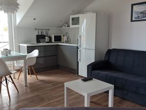 23935425-Ferienwohnung-5--300x225-1