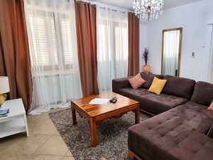 23935585-Ferienwohnung-6--300x225-2