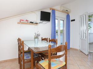 23935590-Ferienwohnung-4--300x225-2