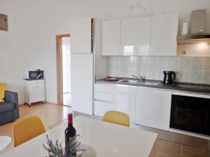 23935649-Ferienwohnung-6--300x225-4