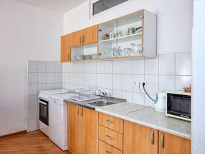 23935655-Ferienwohnung-8--300x225-5