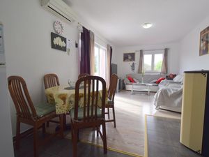 23935715-Ferienwohnung-5--300x225-2