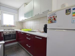 23935715-Ferienwohnung-5--300x225-3