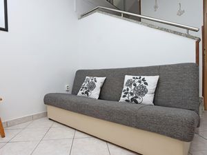 23935822-Ferienwohnung-5--300x225-4