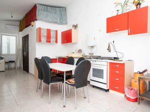 23935855-Ferienwohnung-8--300x225-3