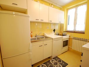 23935883-Ferienwohnung-5--300x225-4