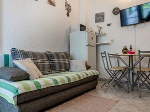 23935922-Ferienwohnung-4--300x225-1