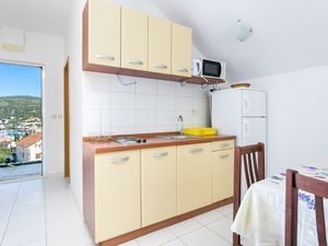 23935925-Ferienwohnung-5--300x225-5