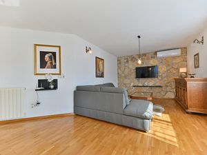 23935949-Ferienwohnung-7--300x225-3