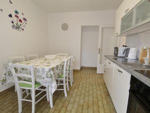 23935964-Ferienwohnung-4--300x225-5