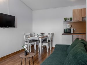 23935982-Ferienwohnung-3--300x225-5