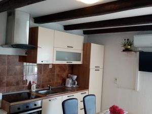 23936091-Ferienwohnung-4--300x225-1