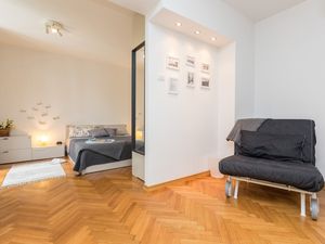 23936198-Ferienwohnung-2--300x225-5