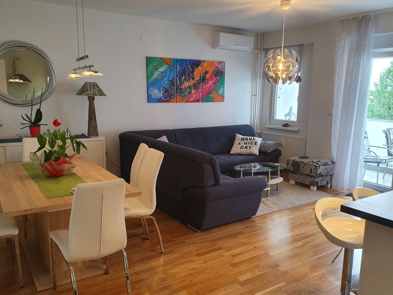 23936330-Ferienwohnung-5--800x600-1