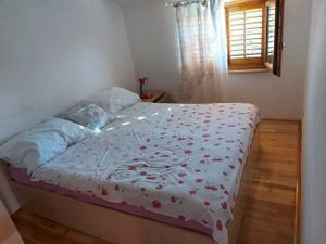 23936390-Ferienwohnung-4--300x225-3