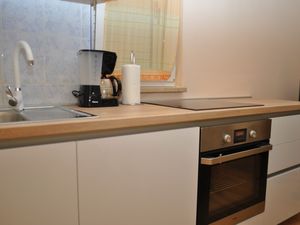 23936470-Ferienwohnung-5--300x225-3