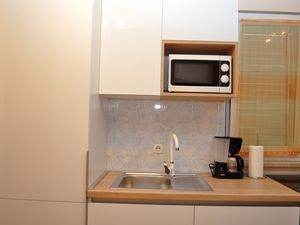 23936470-Ferienwohnung-5--300x225-4