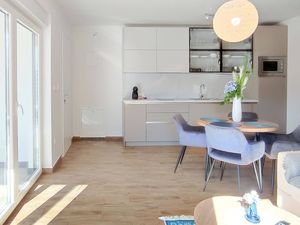 23936536-Ferienwohnung-4--300x225-2