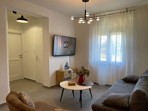 23936566-Ferienwohnung-6--300x225-2