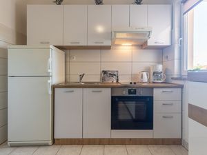 23936590-Ferienwohnung-3--300x225-4