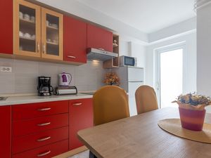 23936591-Ferienwohnung-4--300x225-5