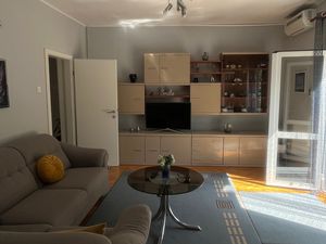 23936598-Ferienwohnung-4--300x225-2