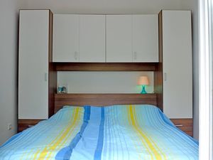 23936597-Ferienwohnung-2--300x225-5