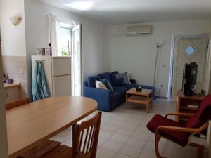 23936615-Ferienwohnung-4--300x225-1